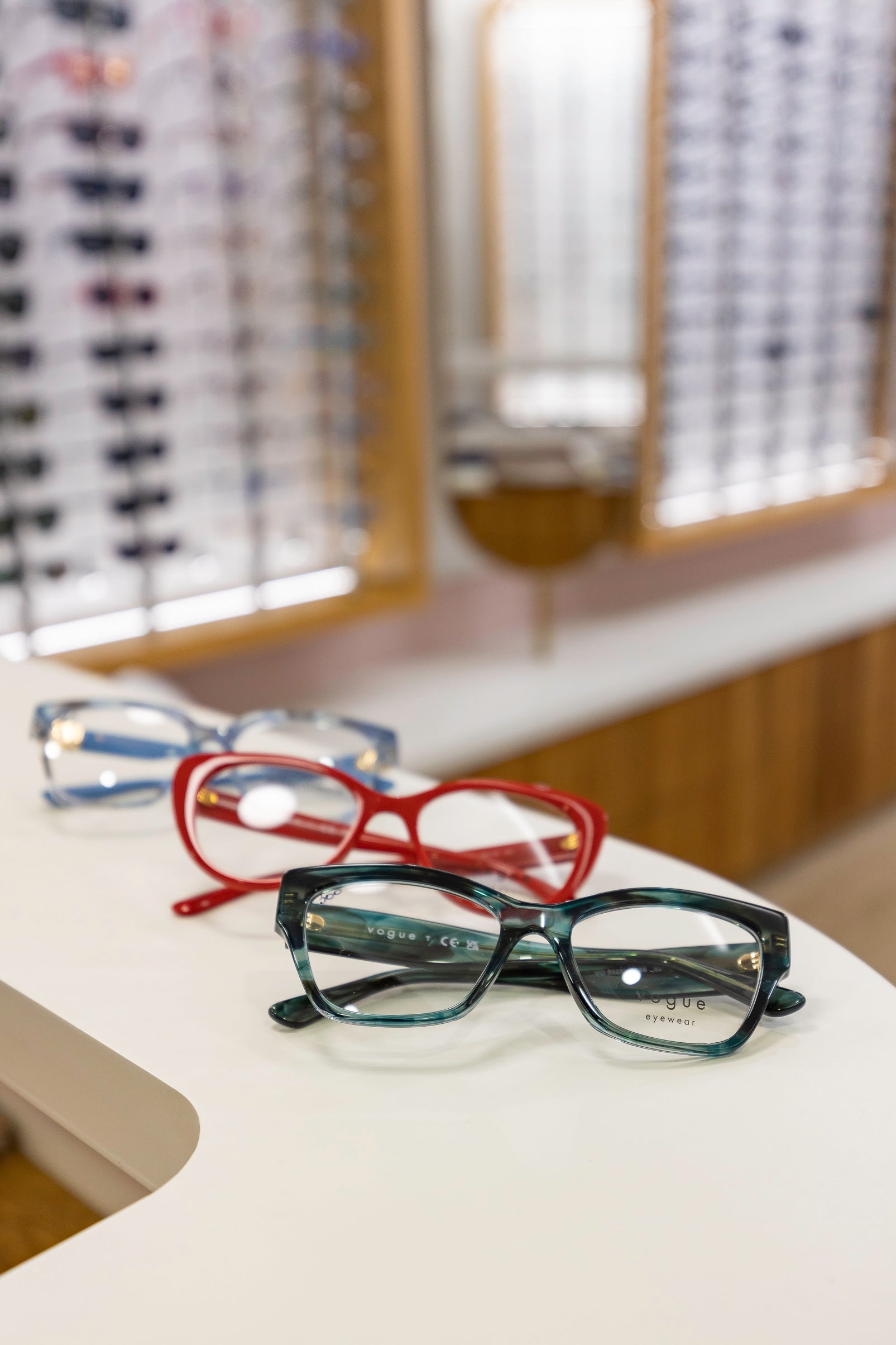 💡 Cele mai comune probleme ale purtătorilor de ochelari din Baia Mare și cum să le rezolvi rapid