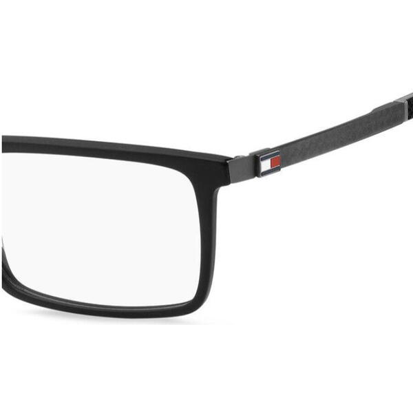 Tommy Hilfiger  1947 003